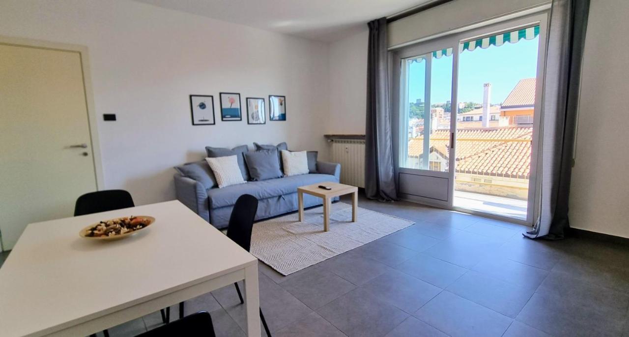 Milano Apartment Триест Экстерьер фото