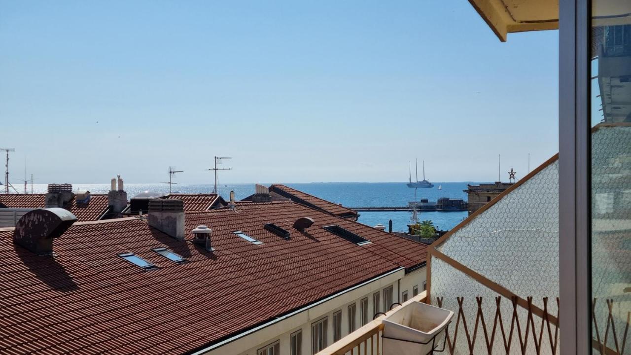Milano Apartment Триест Экстерьер фото