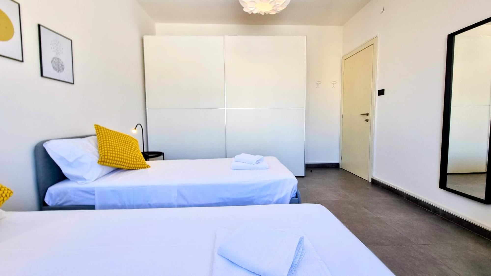 Milano Apartment Триест Экстерьер фото